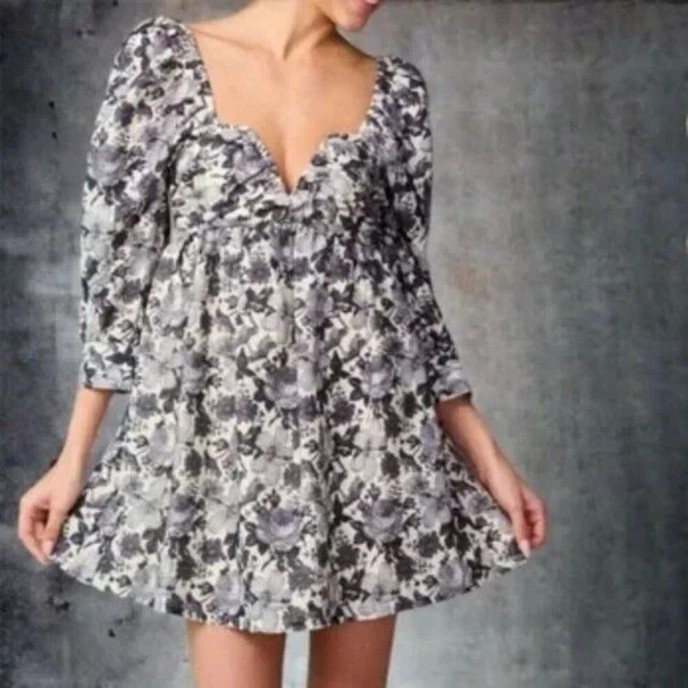 Lena Womens Black Floral Babydoll V-Neck Mini Dress w Puff Sleeves  Size M  NWOT